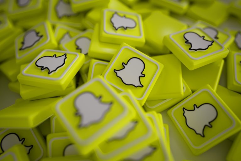 Hire a Hacker for Snapchat Account Access and Password
